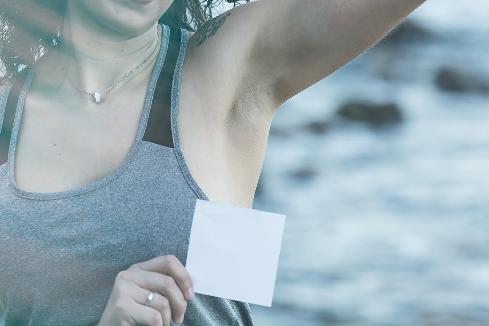 shaven woman-armpit